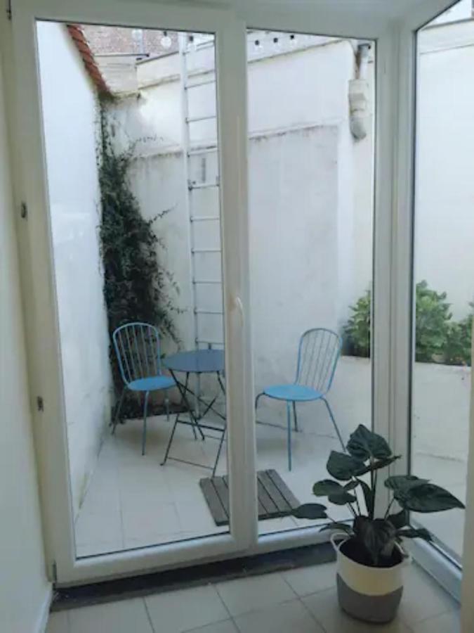 Studio With Terrace In 17Th Century House Apartment Brugge Ngoại thất bức ảnh